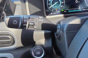 Hyundai KONA 64kWh Ultimate SUV 5dr Electric Auto (10.5kW Charger) (204 ps)