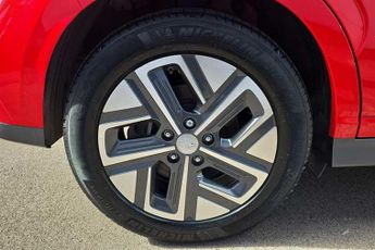 Hyundai KONA 64kWh Ultimate SUV 5dr Electric Auto (10.5kW Charger) (204 ps)