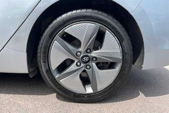 HYUNDAI IONIQ 1.6 h-GDi Premium SE Hatchback 5dr Petrol Hybrid DCT Euro 6 (s/s