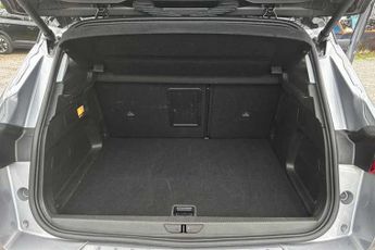 VAUXHALL GRANDLAND 1.6 14.2kWh Ultimate SUV 5dr Petrol Plug-in Hybrid Auto Euro 6 (