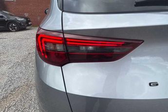 VAUXHALL GRANDLAND 1.6 14.2kWh Ultimate SUV 5dr Petrol Plug-in Hybrid Auto Euro 6 (
