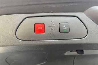 Vauxhall Grandland 1.6 14.2kWh Ultimate SUV 5dr Petrol Plug-in Hybrid Auto Euro 6 (