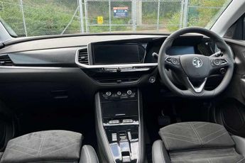 Vauxhall Grandland 1.6 14.2 kWh PHEV (225 PS) Ultimate 5 Door Petrol Hybrid SUV Aut