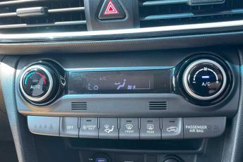 Hyundai KONA 1.6 h-GDi Premium SUV 5dr Petrol Hybrid DCT Euro 6 (s/s) (141 ps
