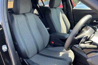 PEUGEOT 2008 1.2 Allure SUV 5dr Petrol Hybrid e-DSC6 Euro 6 (s/s) (136 ps)
