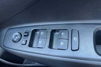 HYUNDAI i10 1.2 Premium Hatchback 5dr Petrol Auto Euro 6 (s/s) (79 ps)