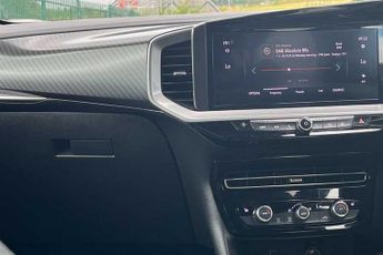 VAUXHALL MOKKA Electric 50kWh Ultimate SUV 5dr Electric Auto (136 ps)