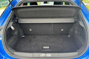 VAUXHALL MOKKA Electric 50kWh Ultimate SUV 5dr Electric Auto (136 ps)