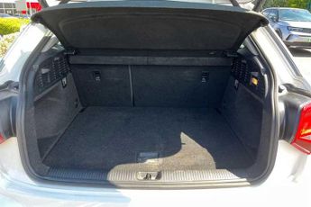 MERCEDES-BENZ A CLASS 2.0 A220d AMG Line (Executive) Saloon 4dr Diesel 8G-DCT Euro 6 (