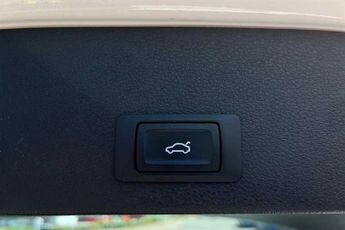 MERCEDES-BENZ A CLASS 2.0 A220d AMG Line (Executive) Saloon 4dr Diesel 8G-DCT Euro 6 (