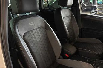 VOLKSWAGEN TIGUAN 1.5 TSI R-Line SUV 5dr Petrol DSG Euro 6 (s/s) (150 ps)