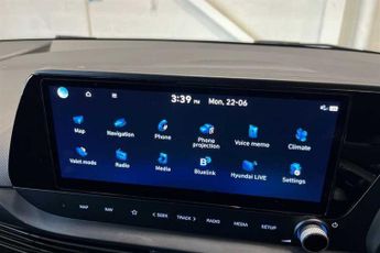 HYUNDAI BAYON 1.0 T-GDi MHEV Premium SUV 5dr Petrol Hybrid DCT Euro 6 (s/s) (1