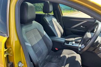 VAUXHALL ASTRA 1.2 Turbo Ultimate Hatchback 5dr Petrol Auto Euro 6 (s/s) (130 p
