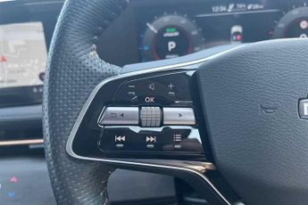 NISSAN ARIYA 63kWh Advance SUV 5dr Electric Auto 7.4kW Charger (217 ps)