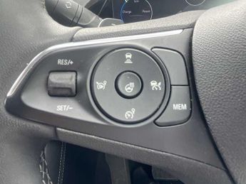Vauxhall Grandland Ultimate 1.6 Automatic Start/Stop (225ps)