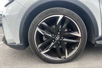 TOYOTA C-HR 1.8 VVT-h GR SPORT SUV 5dr Petrol Hybrid CVT Euro 6 (s/s) (122 p
