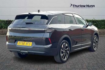 Vauxhall Grandland 1.2 Ultimate SUV 5dr Petrol Hybrid e-DCT Euro 6 (s/s) (136 ps)