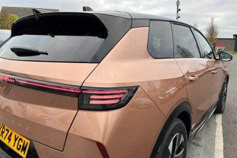 Vauxhall Grandland Electric 73kWh GS SUV 5dr Electric Auto (213 ps)
