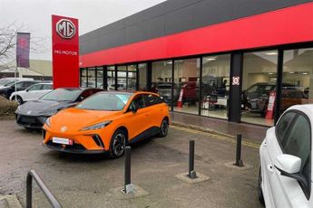 Toyota C-hr 1.8 VVT-h (122 PS) Icon 5 Door Petrol Hybrid SUV Automatic *** 1