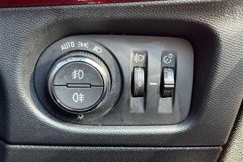 VAUXHALL MOKKA Electric 50kWh SRi Premium SUV 5dr Electric Auto (136 ps)