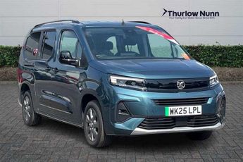 Vauxhall Combo Life Electric 52kWh Ultimate XL MPV 5dr Electric Auto (7.4kW Charger) (136 ps)