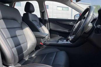 MG HS 1.5 T-GDI Excite SUV 5dr Petrol DCT Euro 6 (s/s) (162 ps)