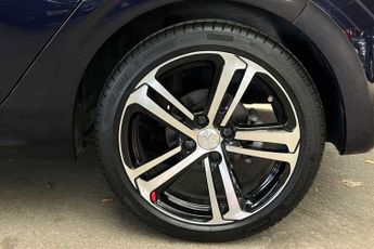 PEUGEOT 208 1.2 PureTech GPF GT Line Hatchback 5dr Petrol EAT Euro 6 (s/s) (
