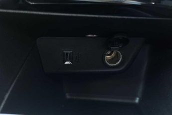 VAUXHALL MOKKA Electric 50kWh Elite Premium SUV 5dr Electric Auto (136 ps)