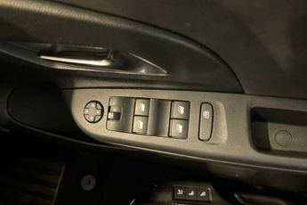 VAUXHALL CORSA ELECTRIC 50kWh Ultimate Hatchback 5dr Electric Auto (136 ps)