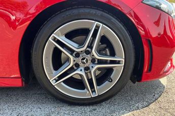 MercedeS-Benz A Class 1.3 A180 AMG Line (Executive) Hatchback 5dr Petrol 7G-DCT Euro 6