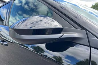 Vauxhall Grandland Electric 73 kWh (213 PS) GS 5 Door Electric SUV Automatic *** Home Delive