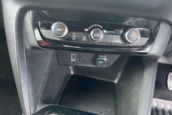 VAUXHALL Corsa Electric 50kWh Yes Hatchback 5dr Electric Auto (136 ps)