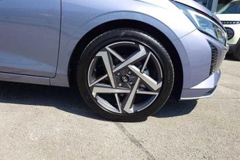 HYUNDAI i20 1.0 T-GDi Tech Line Hatchback 5dr Petrol DCT Euro 6 (s/s) (90 ps