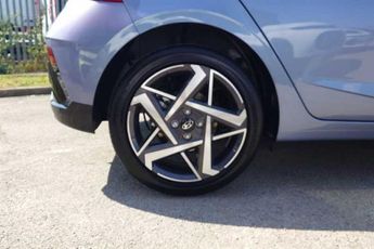 HYUNDAI i20 1.0 T-GDi Tech Line Hatchback 5dr Petrol DCT Euro 6 (s/s) (90 ps
