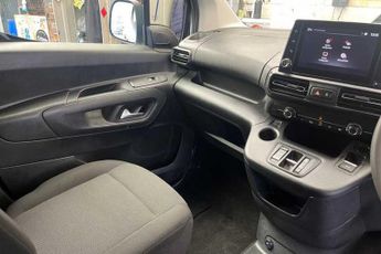 VAUXHALL COMBO Electric 2300 50kWh Prime Panel Van 5dr Electric Auto L1 (11kW Charger) (