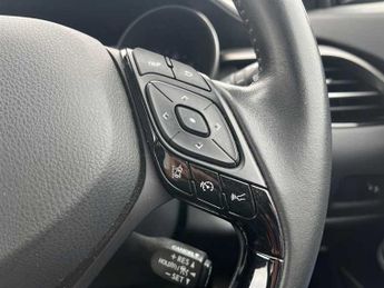 Toyota C-hr Icon 1.8 Hybrid Automatic Start/Stop (122ps)