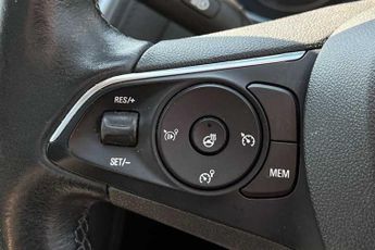 VAUXHALL GRANDLAND X 1.2 Turbo Elite Nav SUV 5dr Petrol Auto 8Spd Euro 6 (s/s) (130 p