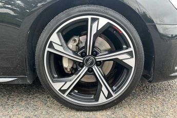 AUDI A4 AVANT 2.0 TDI 40 Black Edition Estate 5dr Diesel S Tronic quattro Euro