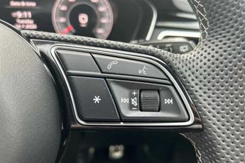 AUDI A4 AVANT 2.0 TDI 40 Black Edition Estate 5dr Diesel S Tronic quattro Euro
