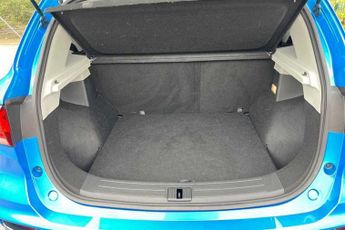 MG MG ZS 1.0 T-GDi (111 PS) Exclusive 5 Door Petrol SUV Automatic *** 1 O