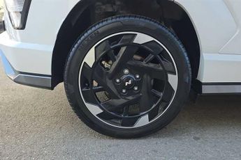 Hyundai KONA 65.4kWh N Line SUV 5dr Electric Auto (218 ps)