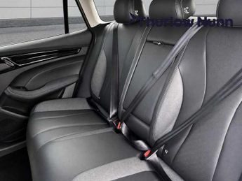 MG MG5 Trophy Long Range Automatic (156ps)