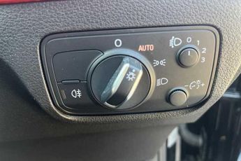AUDI Q2 1.6 TDI Sport SUV 5dr Diesel S Tronic Euro 6 (s/s) (116 ps)