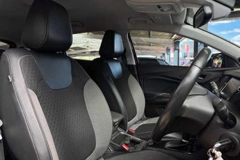 VAUXHALL GRANDLAND X 1.5 Turbo D Sport Nav SUV 5dr Diesel Auto Euro 6 (s/s) (130 ps)