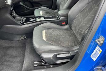 Vauxhall Mokka Electric 50kWh Ultimate SUV 5dr Electric Auto (136 ps)