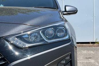HYUNDAI IONIQ 1.6 h-GDi GPF 8.9kWh Premium Hatchback 5dr Petrol Plug-in Hybrid