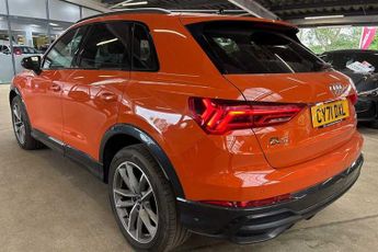 AUDI Q3 1.5 TFSI CoD 35 Black Edition SUV 5dr Petrol S Tronic Euro 6 (s/