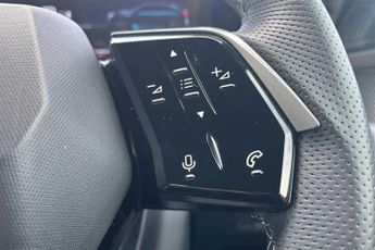 PEUGEOT E-3008 73kWh GT SUV 5dr Electric Auto (210 ps)
