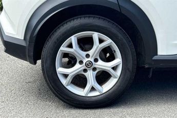 NISSAN JUKE 1.0 DIG-T N-Connecta SUV 5dr Petrol DCT Auto Euro 6 (s/s) (114 p