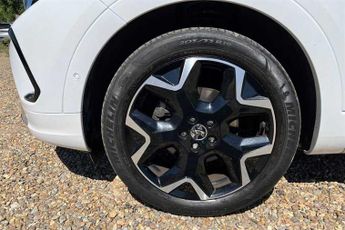 Vauxhall Grandland 1.2 Turbo Ultimate SUV 5dr Petrol Auto Euro 6 (s/s) (130 ps)